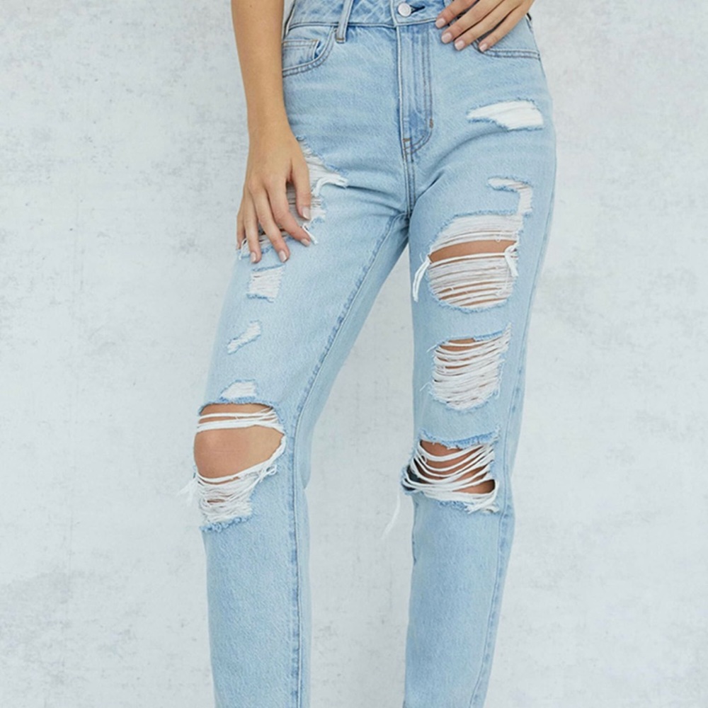 Pacsun ripped mom jeans